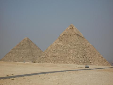 egipto-piramide.jpg